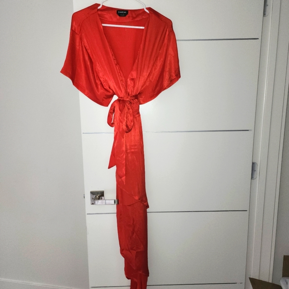 New without tag BEBE High Low Kimono Sleeve Drape Dress - Small - Picture 2 of 11